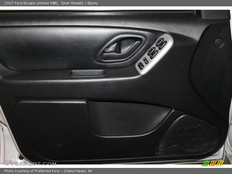 Silver Metallic / Ebony 2007 Ford Escape Limited 4WD