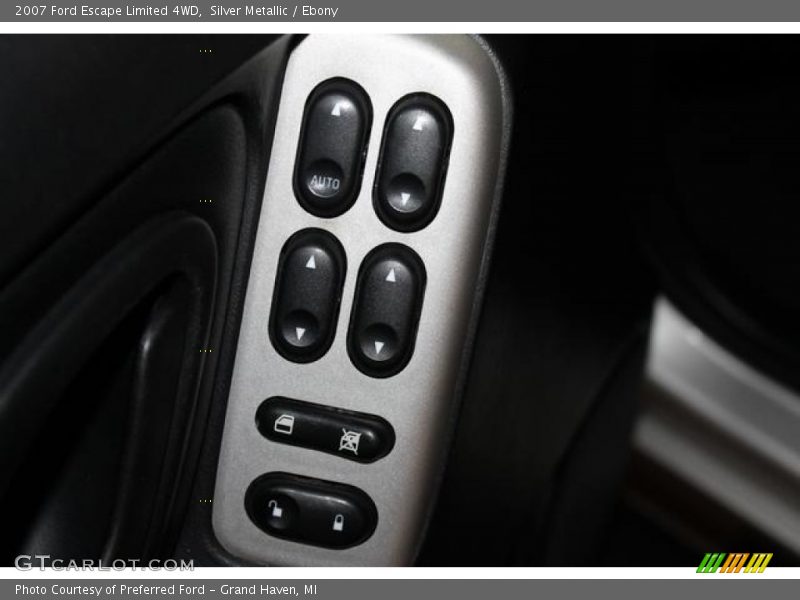 Silver Metallic / Ebony 2007 Ford Escape Limited 4WD