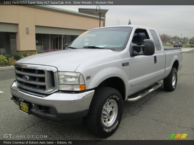Silver Metallic / Medium Flint 2002 Ford F250 Super Duty XLT SuperCab 4x4