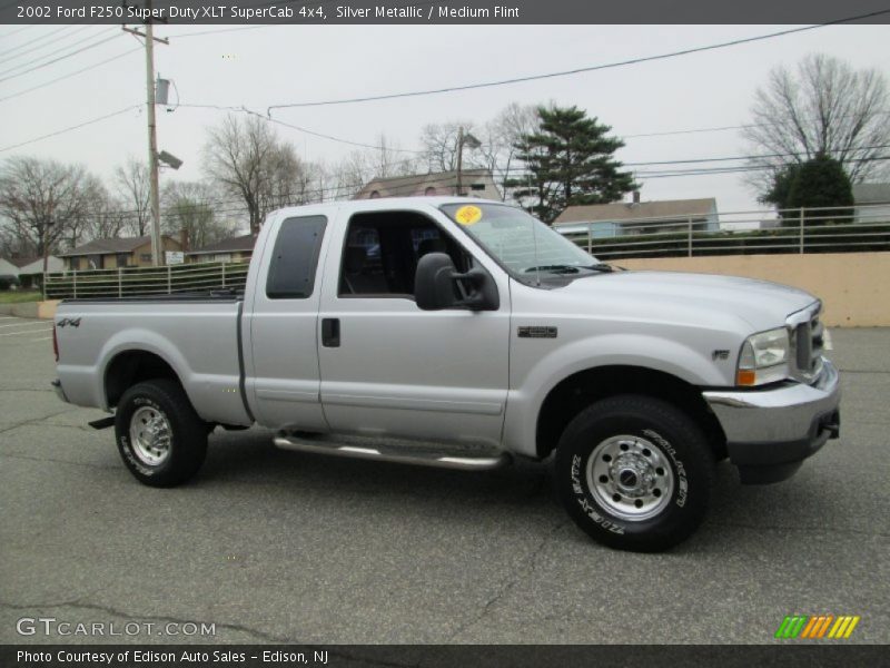 Silver Metallic / Medium Flint 2002 Ford F250 Super Duty XLT SuperCab 4x4