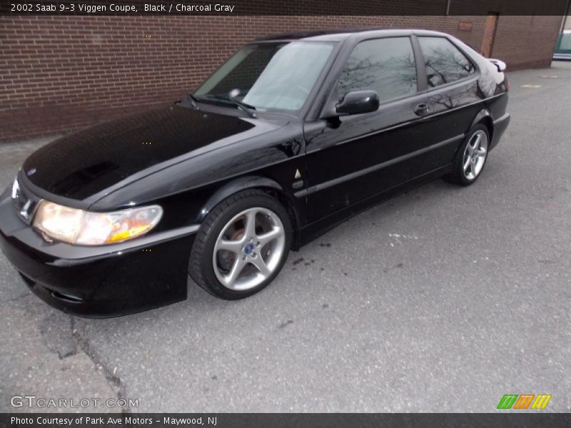 Black / Charcoal Gray 2002 Saab 9-3 Viggen Coupe