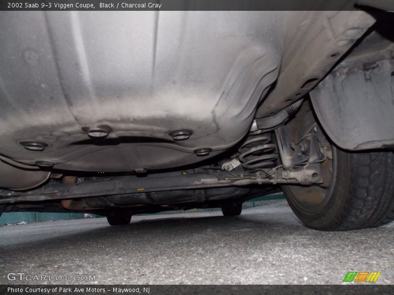 Undercarriage of 2002 9-3 Viggen Coupe