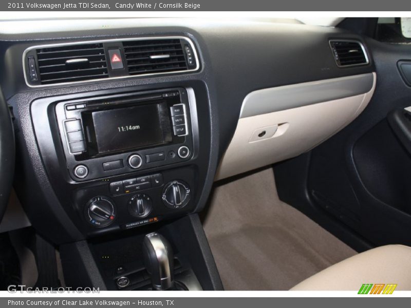 Candy White / Cornsilk Beige 2011 Volkswagen Jetta TDI Sedan