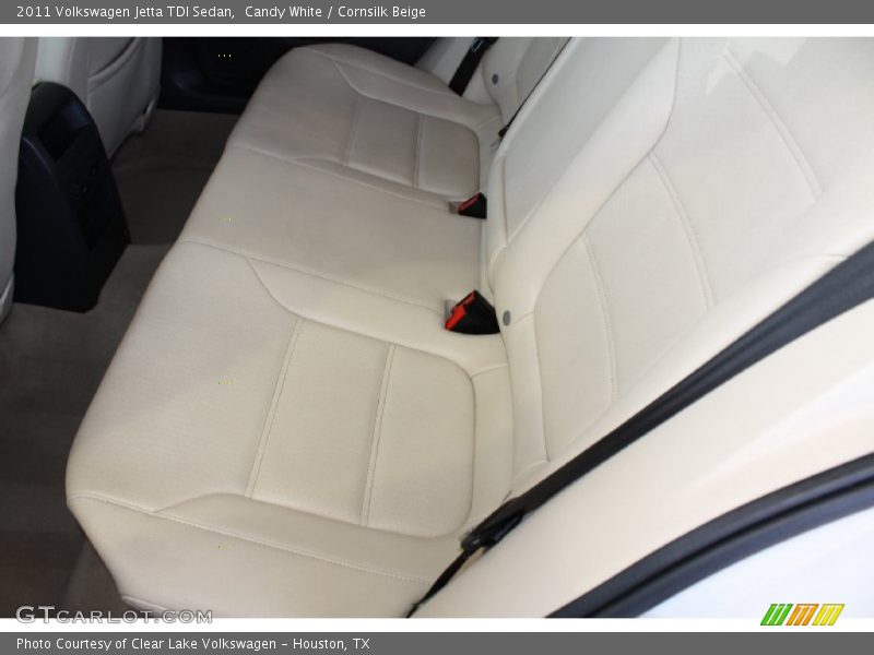 Candy White / Cornsilk Beige 2011 Volkswagen Jetta TDI Sedan