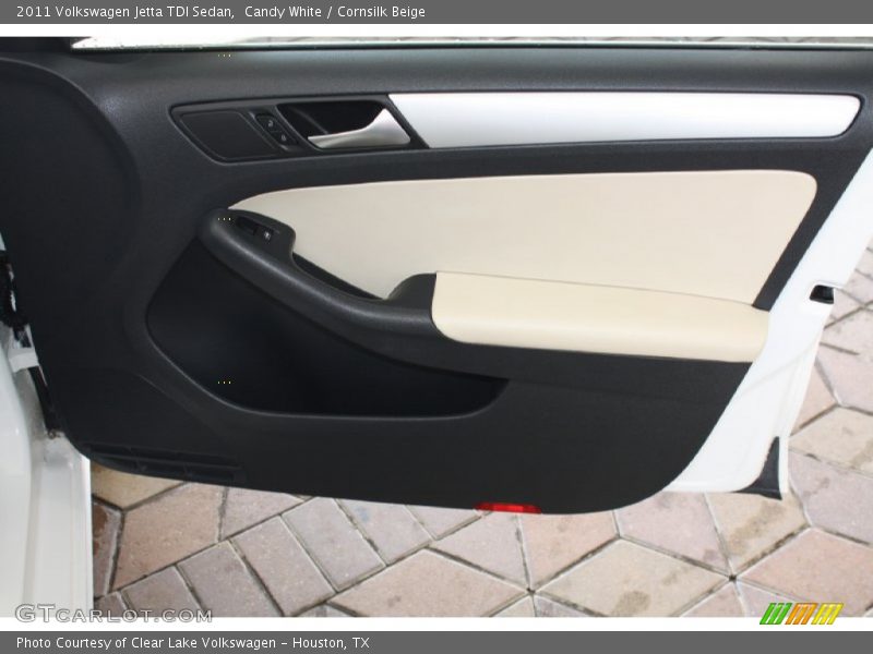 Candy White / Cornsilk Beige 2011 Volkswagen Jetta TDI Sedan