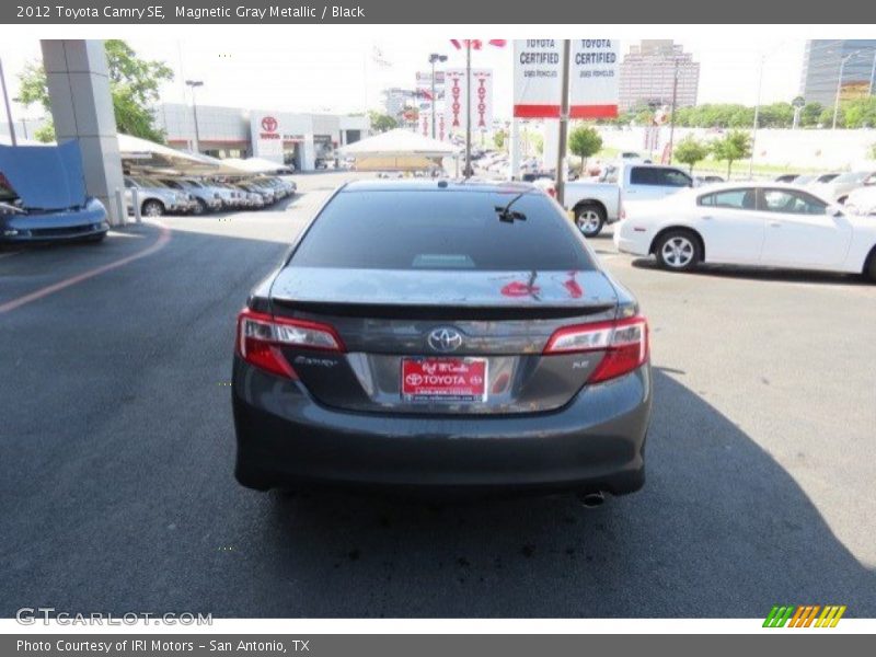 Magnetic Gray Metallic / Black 2012 Toyota Camry SE