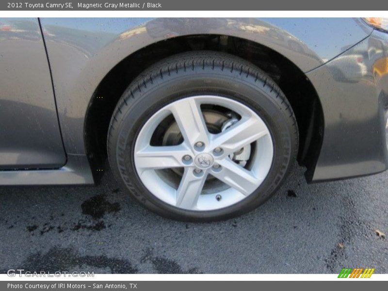Magnetic Gray Metallic / Black 2012 Toyota Camry SE