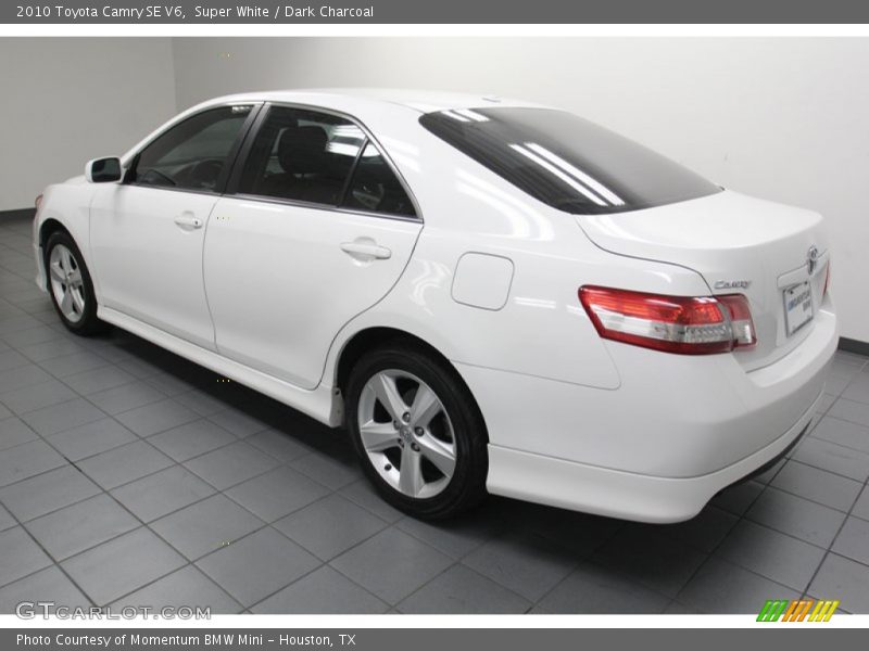 Super White / Dark Charcoal 2010 Toyota Camry SE V6