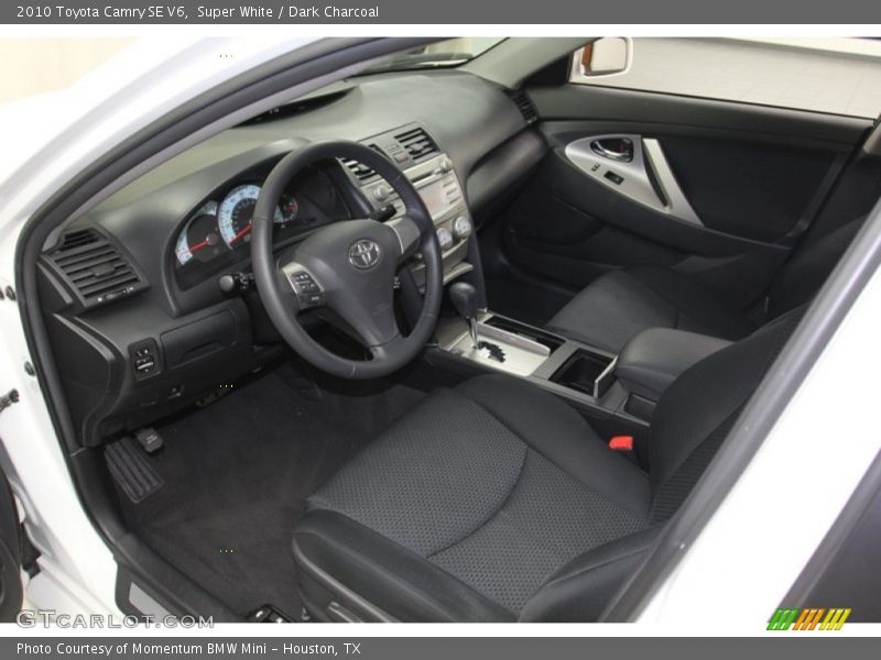 Super White / Dark Charcoal 2010 Toyota Camry SE V6