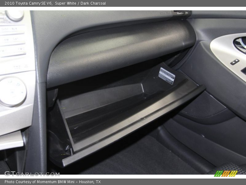 Super White / Dark Charcoal 2010 Toyota Camry SE V6