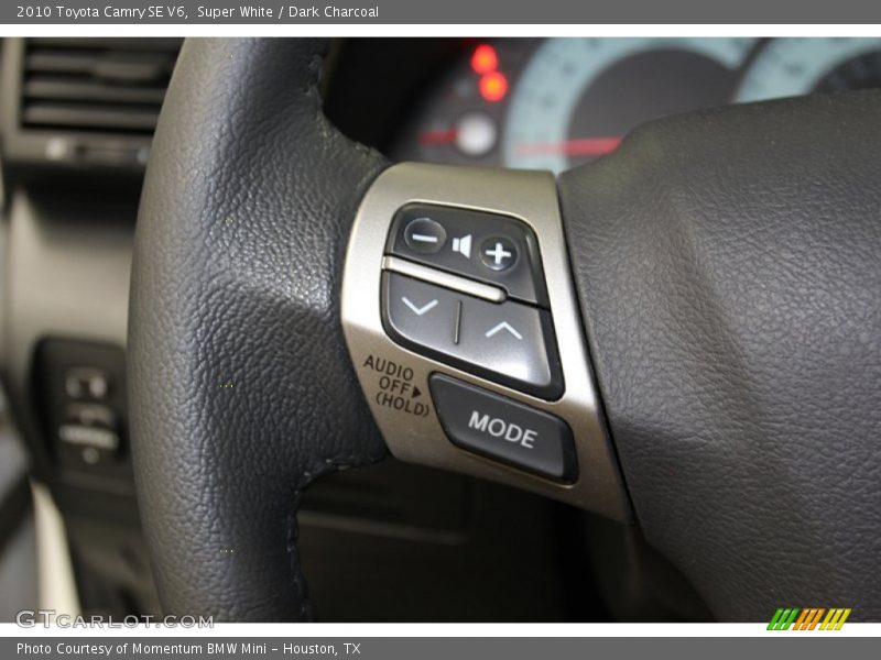 Super White / Dark Charcoal 2010 Toyota Camry SE V6