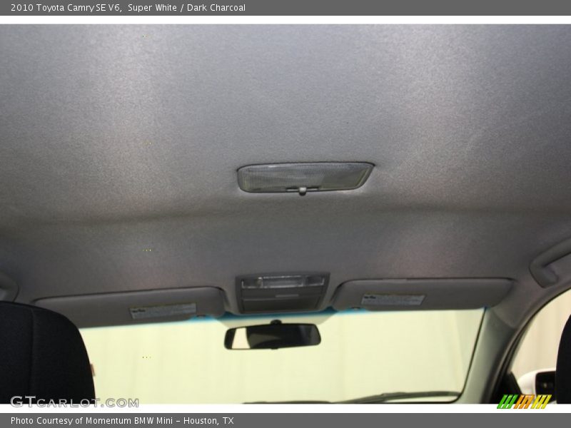 Super White / Dark Charcoal 2010 Toyota Camry SE V6