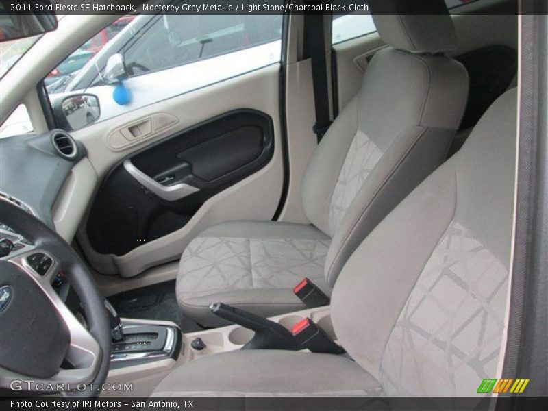 Monterey Grey Metallic / Light Stone/Charcoal Black Cloth 2011 Ford Fiesta SE Hatchback