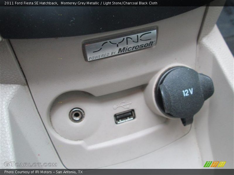 Monterey Grey Metallic / Light Stone/Charcoal Black Cloth 2011 Ford Fiesta SE Hatchback