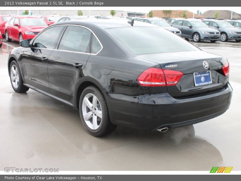 Black / Cornsilk Beige 2013 Volkswagen Passat 2.5L SE