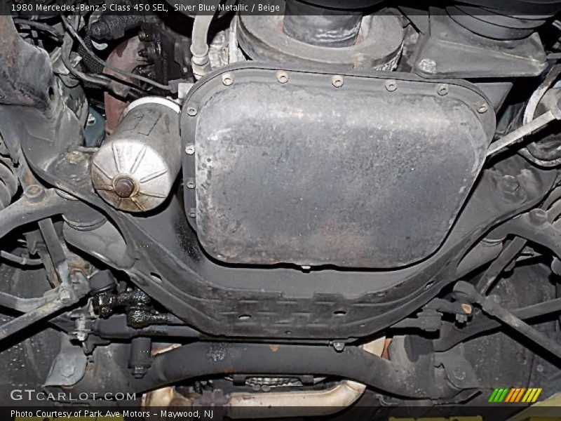 Undercarriage of 1980 S Class 450 SEL