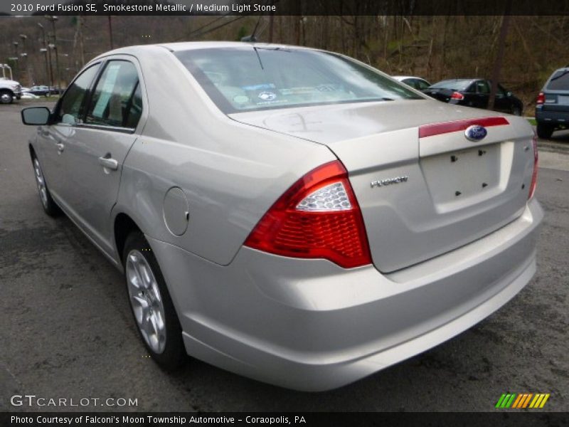 Smokestone Metallic / Medium Light Stone 2010 Ford Fusion SE