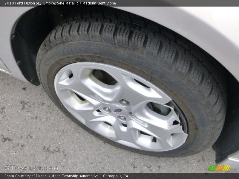 Smokestone Metallic / Medium Light Stone 2010 Ford Fusion SE