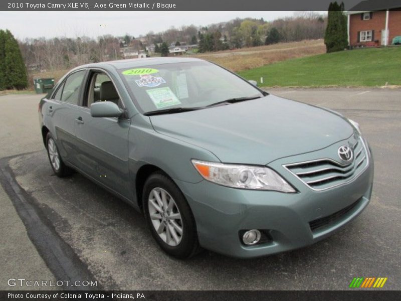 Front 3/4 View of 2010 Camry XLE V6