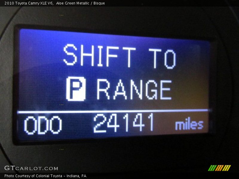 Aloe Green Metallic / Bisque 2010 Toyota Camry XLE V6