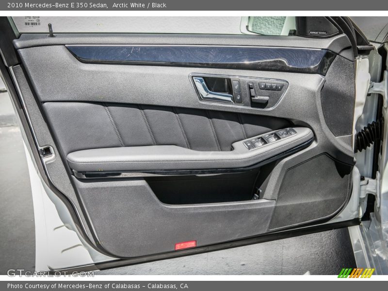 Arctic White / Black 2010 Mercedes-Benz E 350 Sedan