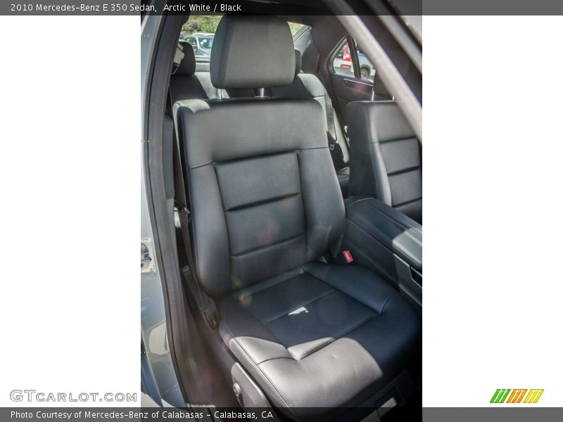 Arctic White / Black 2010 Mercedes-Benz E 350 Sedan