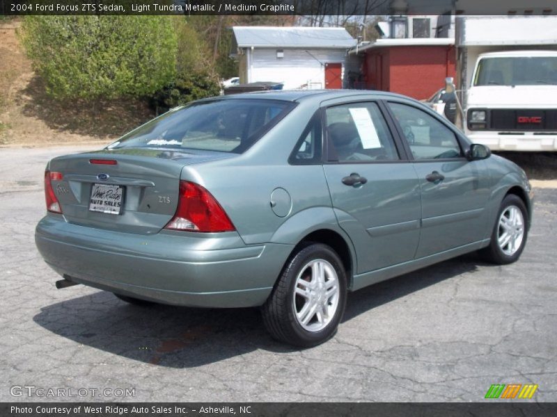Light Tundra Metallic / Medium Graphite 2004 Ford Focus ZTS Sedan