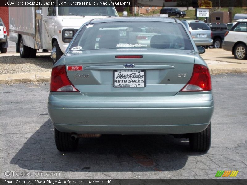 Light Tundra Metallic / Medium Graphite 2004 Ford Focus ZTS Sedan