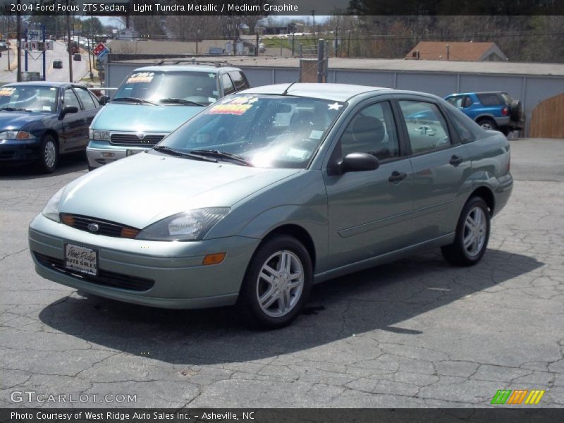 Light Tundra Metallic / Medium Graphite 2004 Ford Focus ZTS Sedan