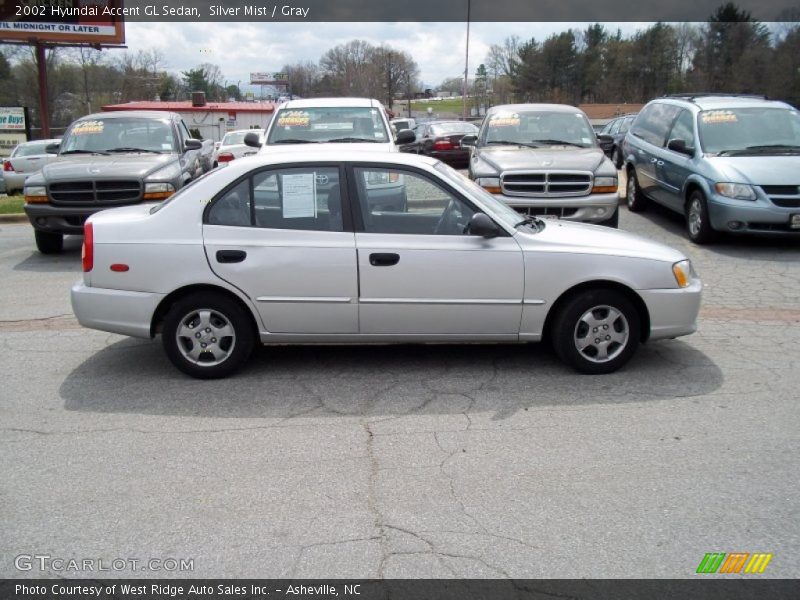 Silver Mist / Gray 2002 Hyundai Accent GL Sedan