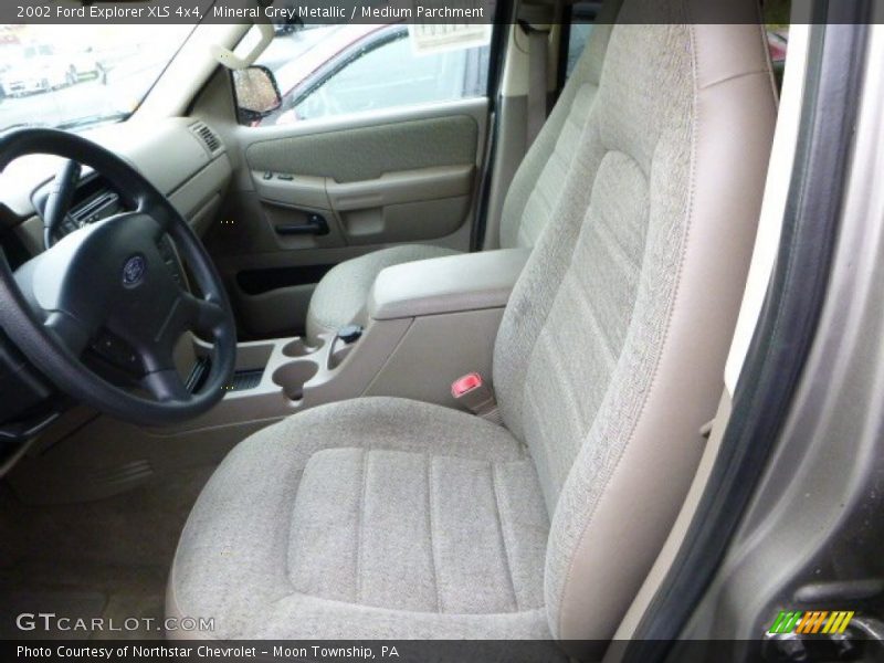 Front Seat of 2002 Explorer XLS 4x4