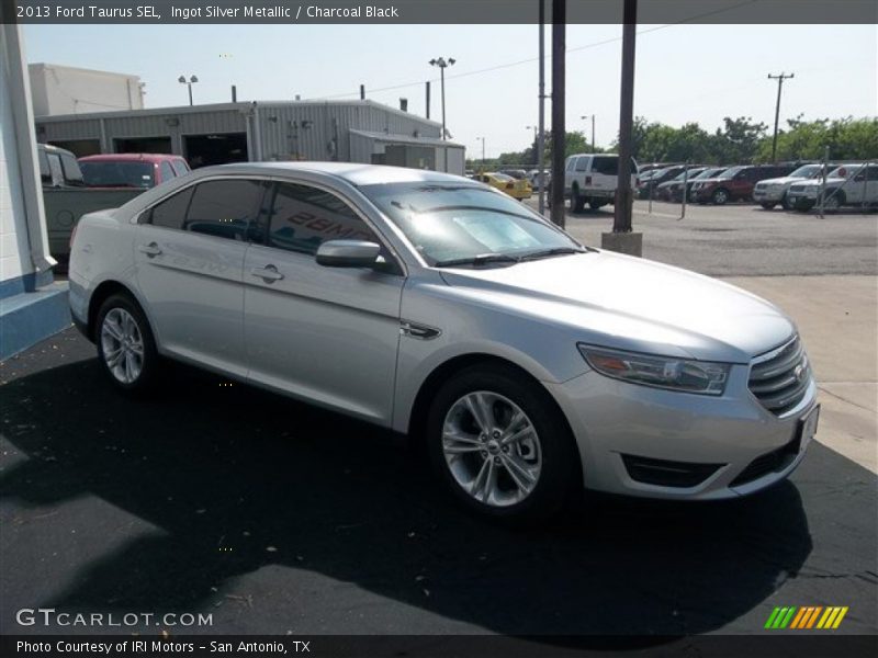 Ingot Silver Metallic / Charcoal Black 2013 Ford Taurus SEL