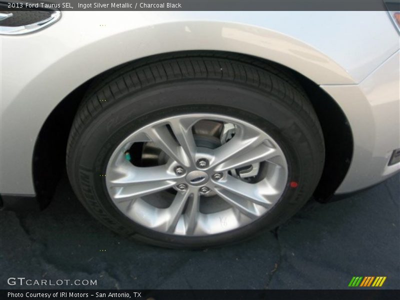 Ingot Silver Metallic / Charcoal Black 2013 Ford Taurus SEL