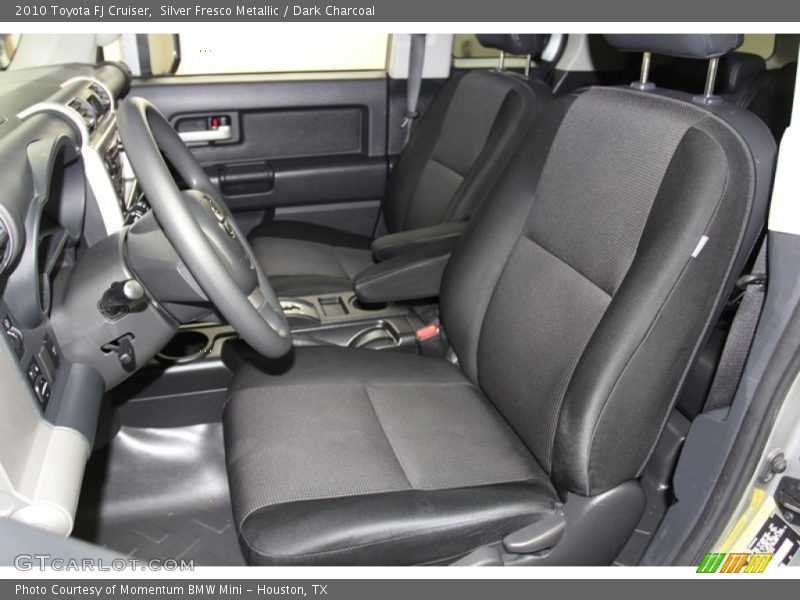 Front Seat of 2010 FJ Cruiser 