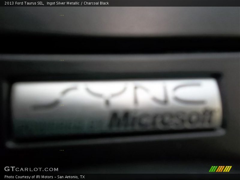 Ingot Silver Metallic / Charcoal Black 2013 Ford Taurus SEL