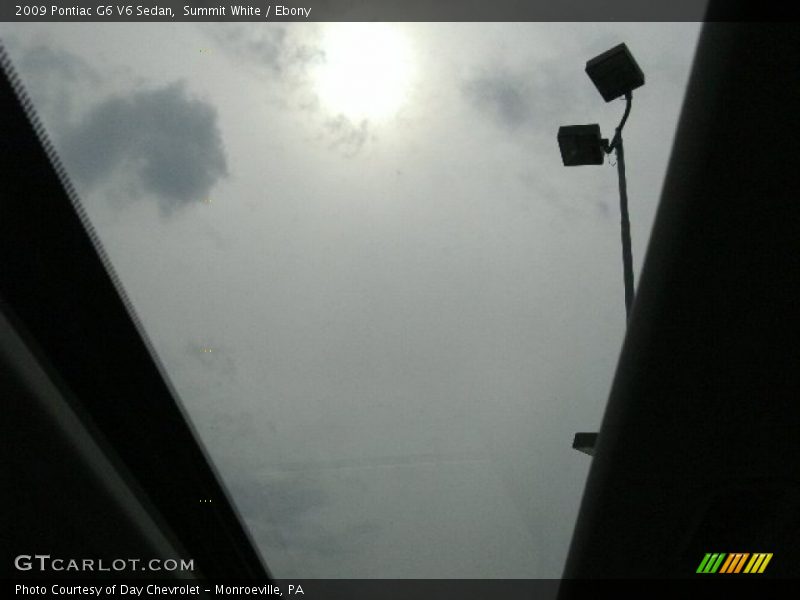 Summit White / Ebony 2009 Pontiac G6 V6 Sedan