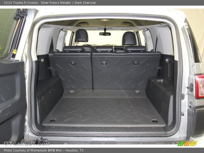  2010 FJ Cruiser  Trunk