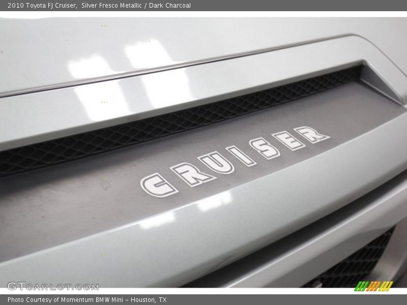 Silver Fresco Metallic / Dark Charcoal 2010 Toyota FJ Cruiser