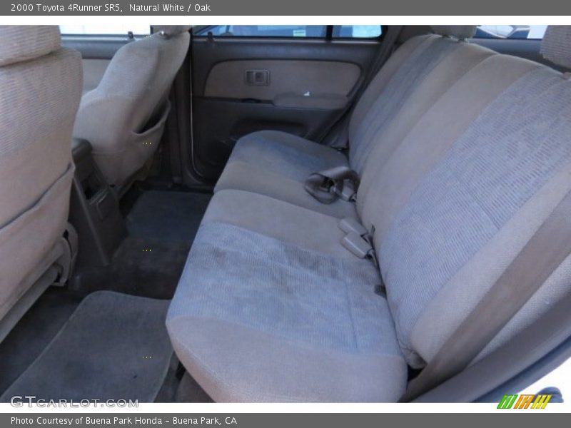 Natural White / Oak 2000 Toyota 4Runner SR5