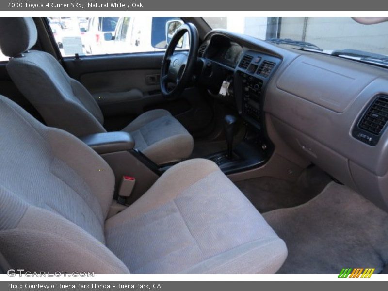 Natural White / Oak 2000 Toyota 4Runner SR5