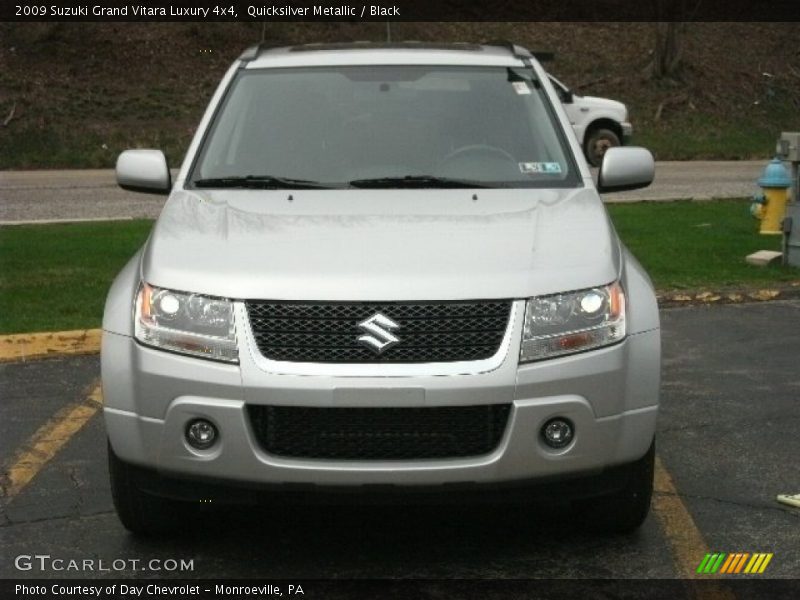 Quicksilver Metallic / Black 2009 Suzuki Grand Vitara Luxury 4x4