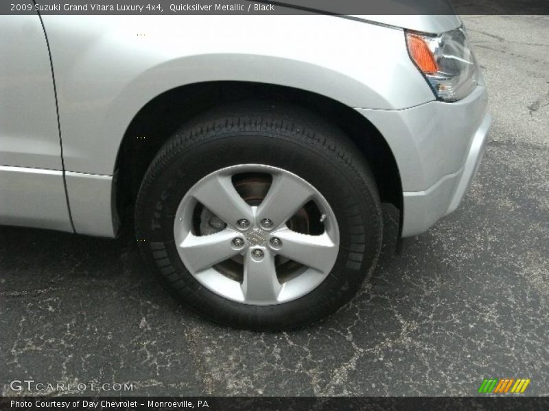 Quicksilver Metallic / Black 2009 Suzuki Grand Vitara Luxury 4x4