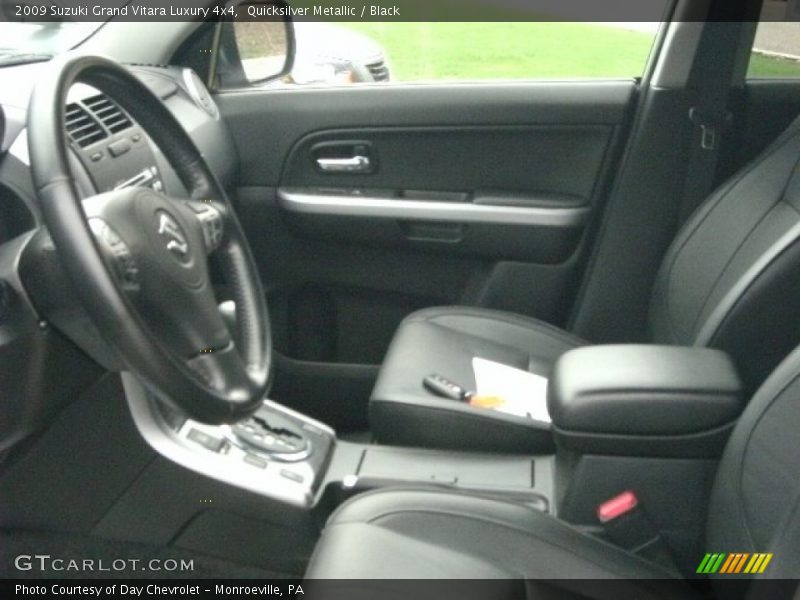 Quicksilver Metallic / Black 2009 Suzuki Grand Vitara Luxury 4x4