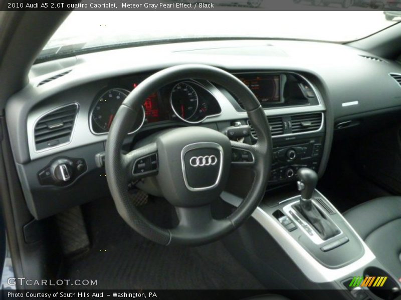 Dashboard of 2010 A5 2.0T quattro Cabriolet