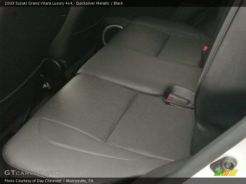 Quicksilver Metallic / Black 2009 Suzuki Grand Vitara Luxury 4x4