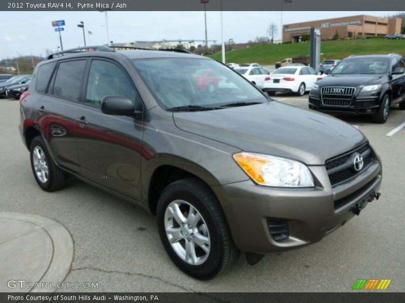 Front 3/4 View of 2012 RAV4 I4
