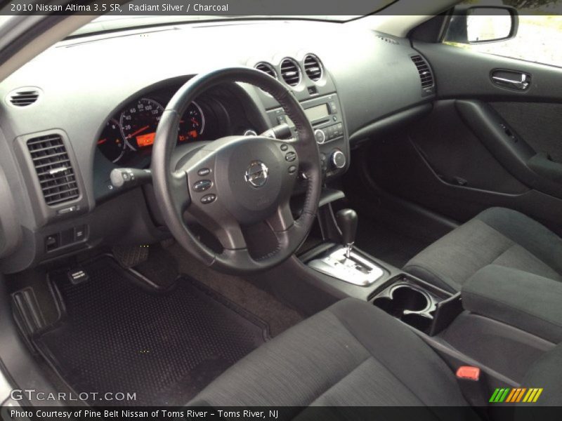 Radiant Silver / Charcoal 2010 Nissan Altima 3.5 SR