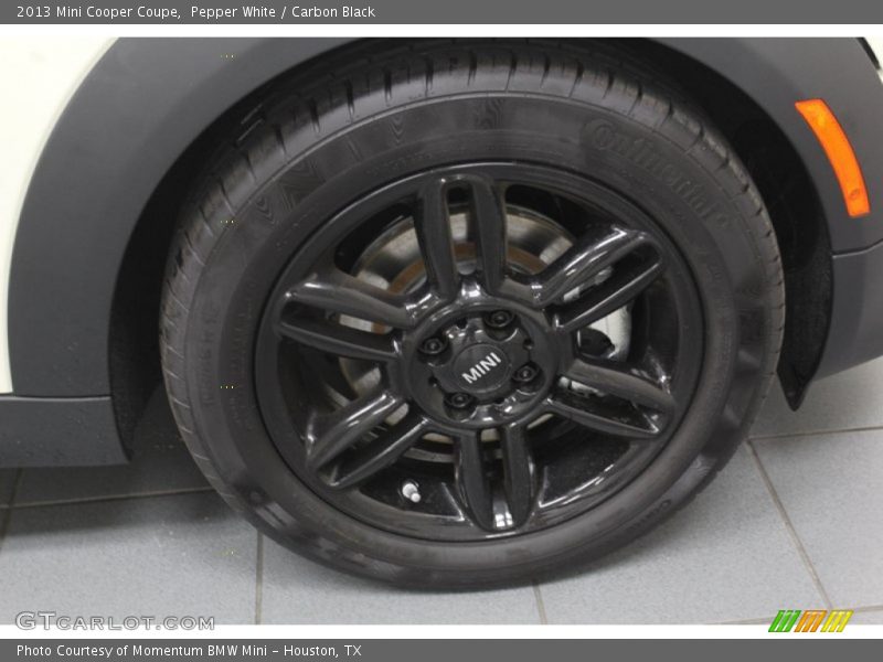 Pepper White / Carbon Black 2013 Mini Cooper Coupe