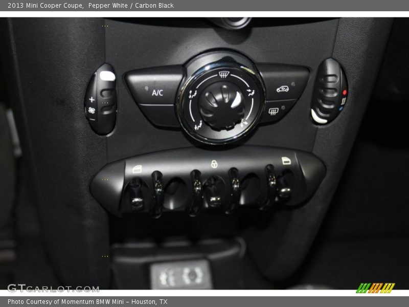 Pepper White / Carbon Black 2013 Mini Cooper Coupe