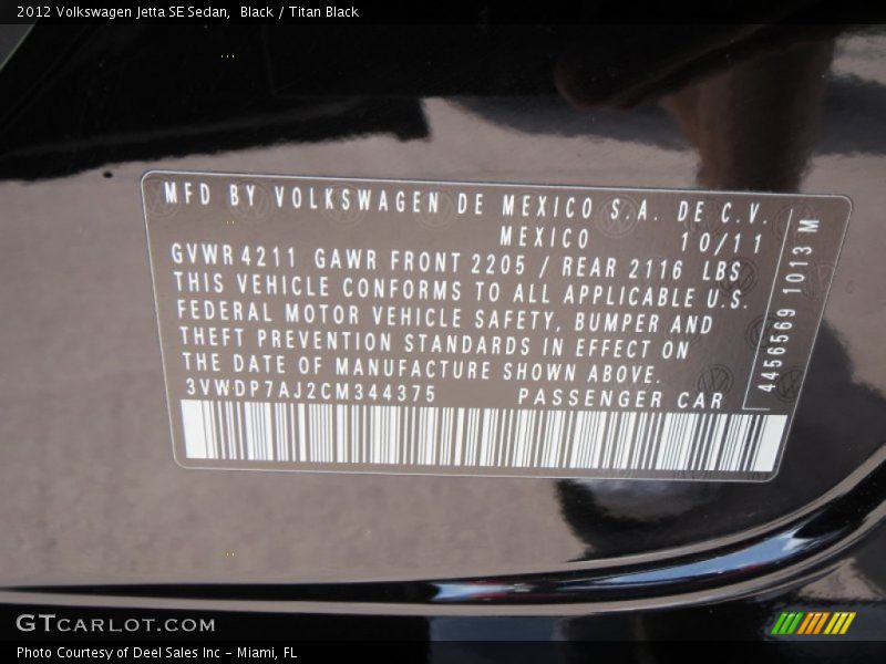 Black / Titan Black 2012 Volkswagen Jetta SE Sedan